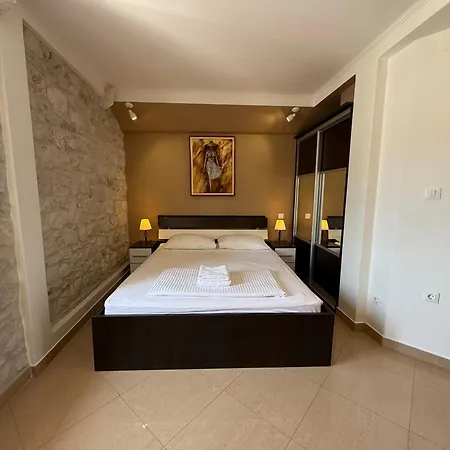 Elion Apartman