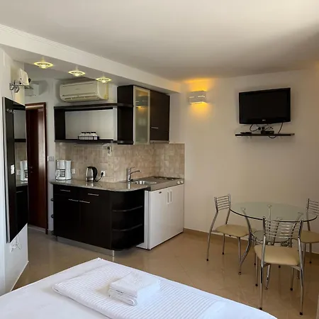 Elion Apartman Trogir